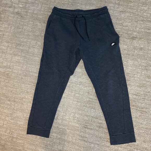 Nike Sportswear Men's Fleece Joggers Pants Tapered Fit Dark Gray Drawstring Sz L - Picture 1 of 5